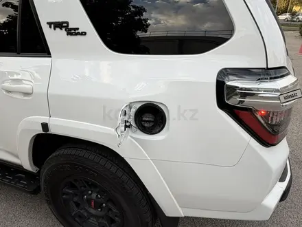 Toyota 4Runner 2020 года за 28 700 000 тг. в Алматы – фото 34