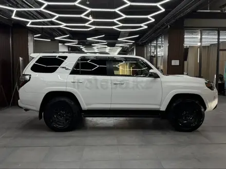 Toyota 4Runner 2020 года за 28 700 000 тг. в Алматы – фото 73