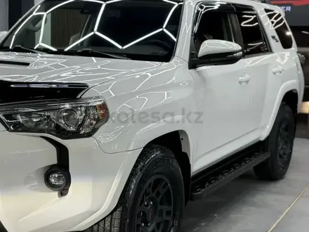 Toyota 4Runner 2020 года за 28 700 000 тг. в Алматы – фото 79