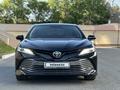 Toyota Camry 2018 года за 13 300 000 тг. в Павлодар – фото 2