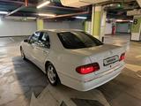 Mercedes-Benz E 320 1999 года за 13 000 000 тг. в Алматы – фото 4