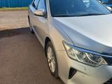 Toyota Camry 2015 годаүшін12 700 000 тг. в Петропавловск – фото 5