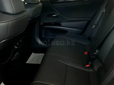 Lexus ES 250 2022 года за 24 500 000 тг. в Алматы – фото 13