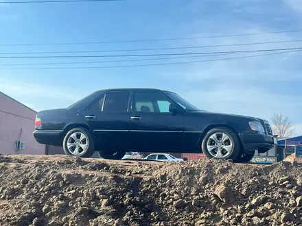 Mercedes-Benz E 280 1993 года за 2 300 000 тг. в Талдыкорган – фото 9