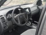 Ford Escape 2005 года за 3 250 000 тг. в Шымкент – фото 2