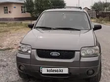 Ford Escape, 2005