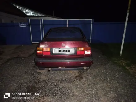 Volkswagen Vento 1993 года за 1 100 000 тг. в Уральск – фото 3