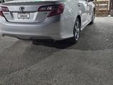 Toyota Camry 2014 года за 6 200 000 тг. в Шымкент – фото 2