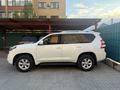 Toyota Land Cruiser Prado 2013 года за 15 500 000 тг. в Актобе – фото 2