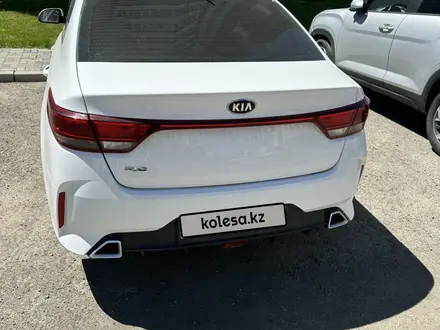 Kia Rio 2021 года за 8 000 000 тг. в Усть-Каменогорск – фото 4
