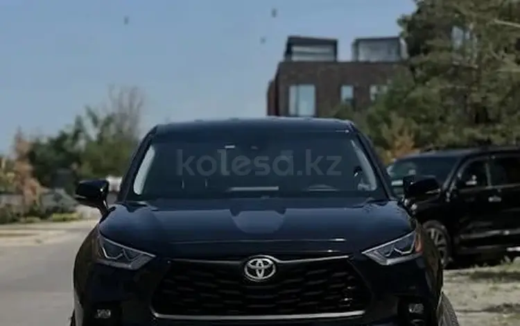 Toyota Highlander 2021 года за 19 000 000 тг. в Алматы
