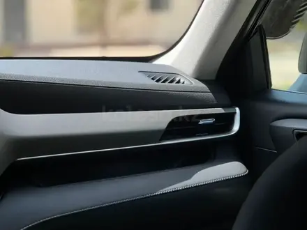 Toyota Highlander 2021 года за 19 000 000 тг. в Алматы – фото 14