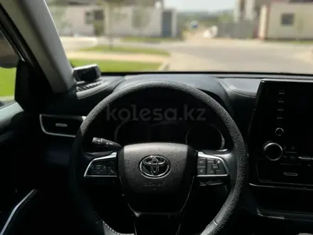 Toyota Highlander 2021 года за 19 000 000 тг. в Алматы – фото 11