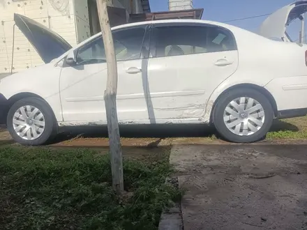 Volkswagen Polo 2005 года за 1 700 000 тг. в Алматы – фото 9