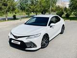 Toyota Camry 2021 годаүшін16 800 000 тг. в Шымкент – фото 5