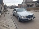 Mercedes-Benz E 220 1993 годаүшін1 900 000 тг. в Алматы – фото 2