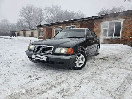 Mercedes-Benz C 280 1995 года за 2 700 000 тг. в Петропавловск – фото 3