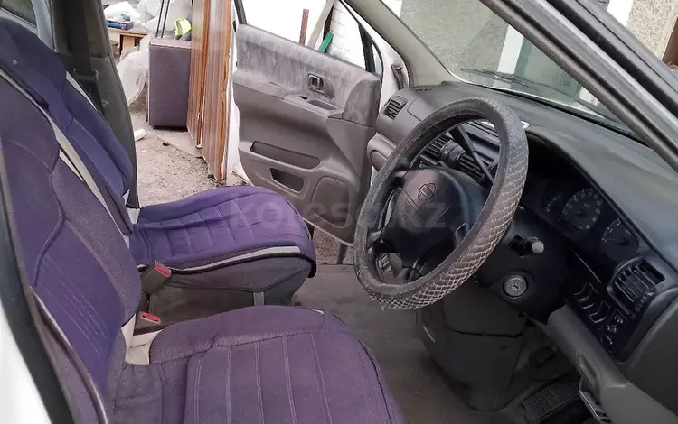 Nissan R'nessa 1997 года за 1 300 000 тг. в Алматы