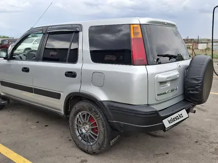 Honda CR-V 1997 года за 3 300 000 тг. в Караганда – фото 4