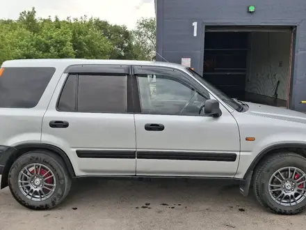 Honda CR-V 1997 года за 3 300 000 тг. в Караганда – фото 7