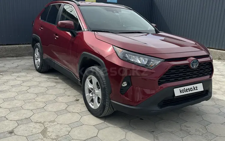 Toyota RAV4 2020 годаүшін13 200 000 тг. в Атырау