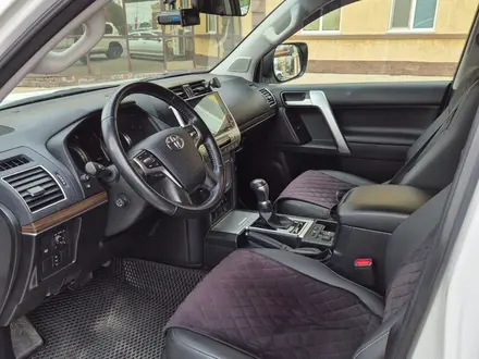 Toyota Land Cruiser Prado 2022 года за 33 000 000 тг. в Уральск – фото 4