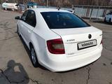 Skoda Rapid 2014 года за 2 800 000 тг. в Алматы – фото 3