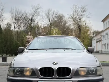 BMW 528 1998 года за 2 700 000 тг. в Тараз