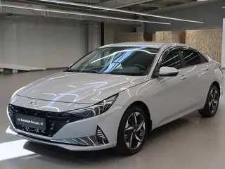 Hyundai Elantra Style