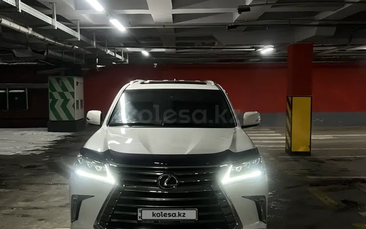 Lexus LX 570 2016 годаfor39 700 000 тг. в Алматы