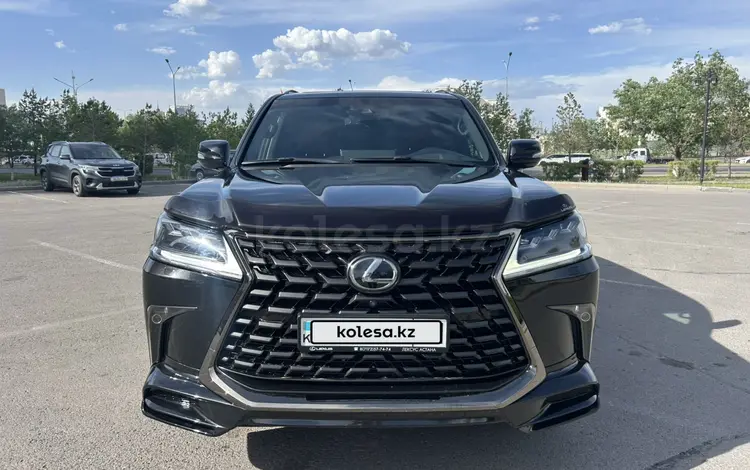 Lexus LX 570 2021 года за 62 000 000 тг. в Астана
