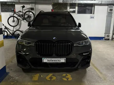 BMW X7 2022 года за 50 000 000 тг. в Караганда