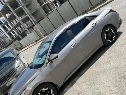Hyundai Elantra 2022 года за 8 500 000 тг. в Атырау – фото 6