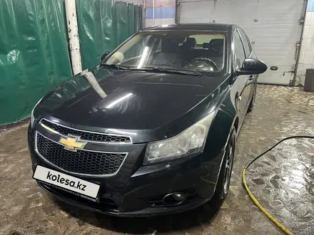 Chevrolet Cruze 2012 года за 3 800 000 тг. в Алматы – фото 4