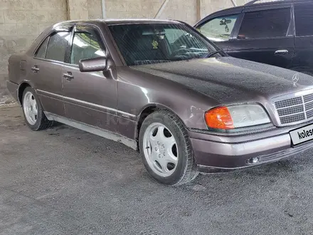 Mercedes-Benz C 200 1993 года за 1 400 000 тг. в Тараз