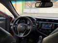 Toyota Camry 2020 года за 11 500 000 тг. в Алматы – фото 13