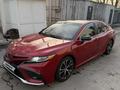 Toyota Camry 2020 года за 11 500 000 тг. в Алматы – фото 2