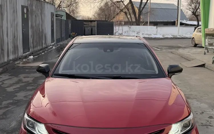 Toyota Camry 2020 года за 11 500 000 тг. в Алматы