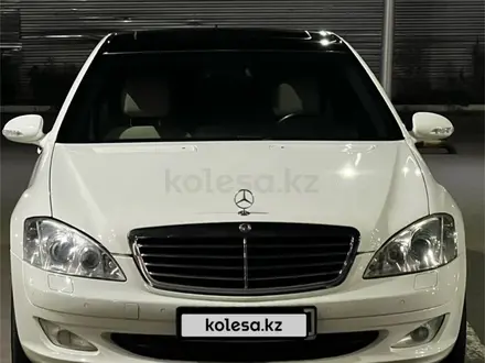 Mercedes-Benz S 350 2007 года за 7 800 000 тг. в Астана