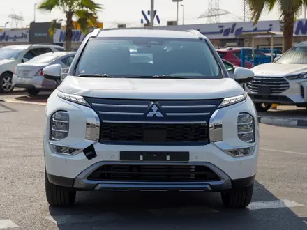 Mitsubishi Outlander 2026 года за 10 256 800 тг. в Алматы – фото 2