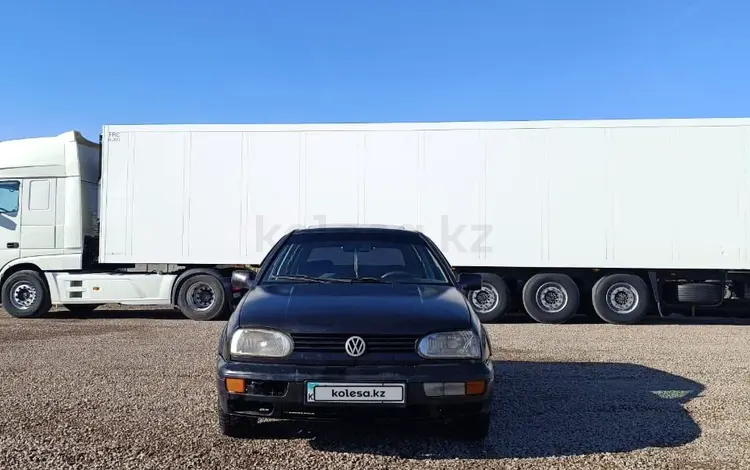 Volkswagen Golf 1993 годаүшін1 000 000 тг. в Мерке