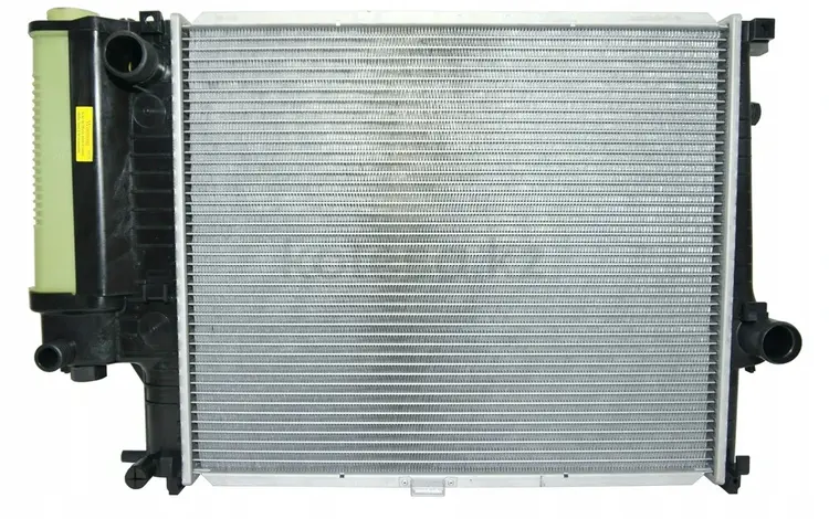 Радиатор (основной, отопления) на BMW 5-Series E34үшін15 000 тг. в Алматы