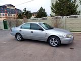 Toyota Camry 2001 годаүшін3 700 000 тг. в Тараз – фото 2