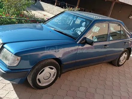 Mercedes-Benz E 230 1988 года за 1 700 000 тг. в Шымкент