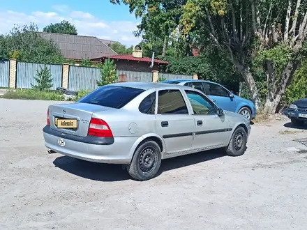 Opel Vectra 1997 года за 990 000 тг. в Караганда – фото 11