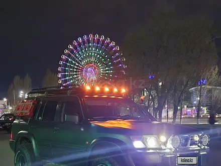 Nissan Patrol 2000 года за 6 900 000 тг. в Астана – фото 2