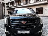 Cadillac Escalade 2016 годаүшін32 000 000 тг. в Алматы