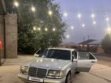 Mercedes-Benz E 230 1990 года за 1 200 000 тг. в Тараз