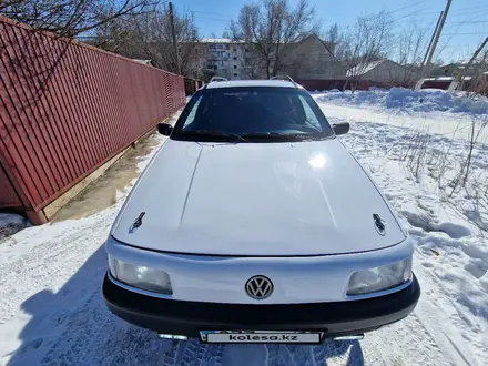 Volkswagen Passat 1993 года за 1 700 000 тг. в Уральск – фото 8