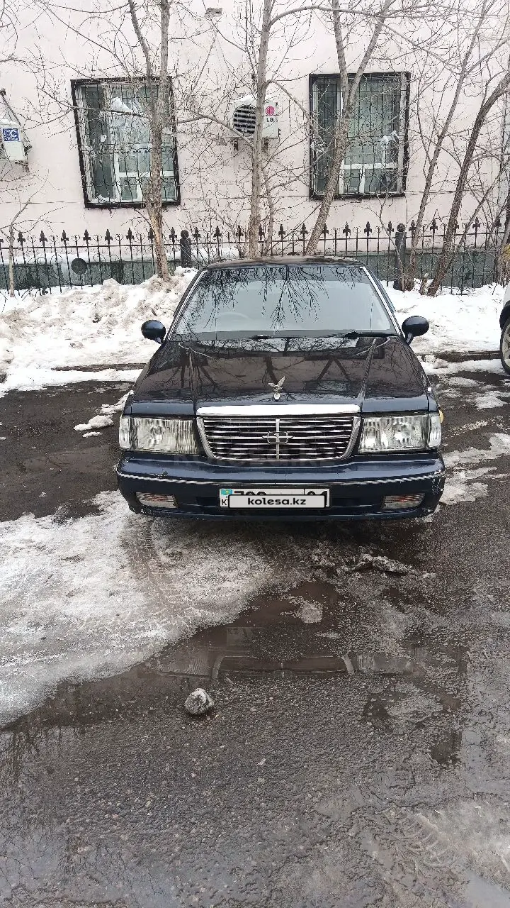 Nissan Cedric, 1995